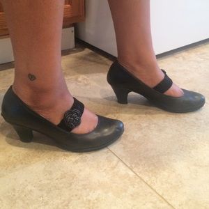Black leather Mary Janes