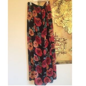 Long black skirt with roses