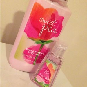 Bath and body works sweet pea lotion and pocketbac