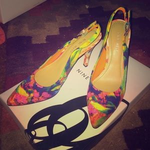 Beautiful summery multi-colored sling backs!