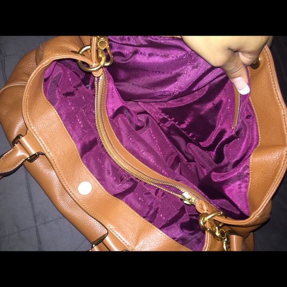 Marc Jacobs purse . - Picture 3 of 4