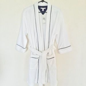 NWT super comfortable Tommy Hilfiger Robe