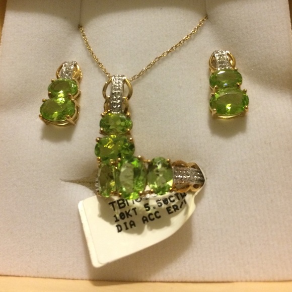 5.50ctw Peridot in 10kt Gold🔥 LowestPrice🔥 - Picture 2 of 4
