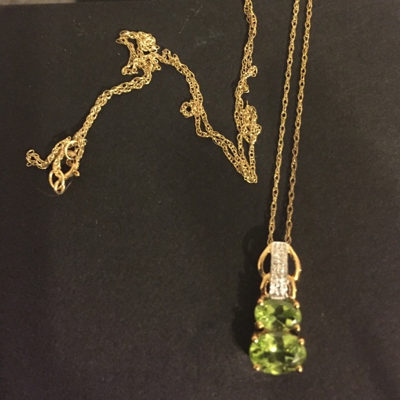 5.50ctw Peridot in 10kt Gold🔥 LowestPrice🔥 - Picture 3 of 4