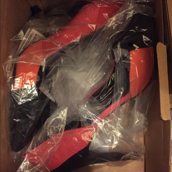 💝SOLD💝 Zara multi color court shoes - Picture 4 of 4