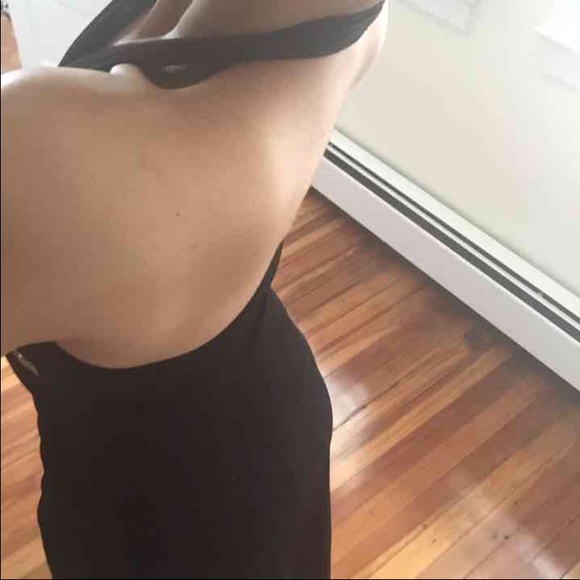 Black Evening Gown (NEGOTIABLE) - Picture 3 of 3