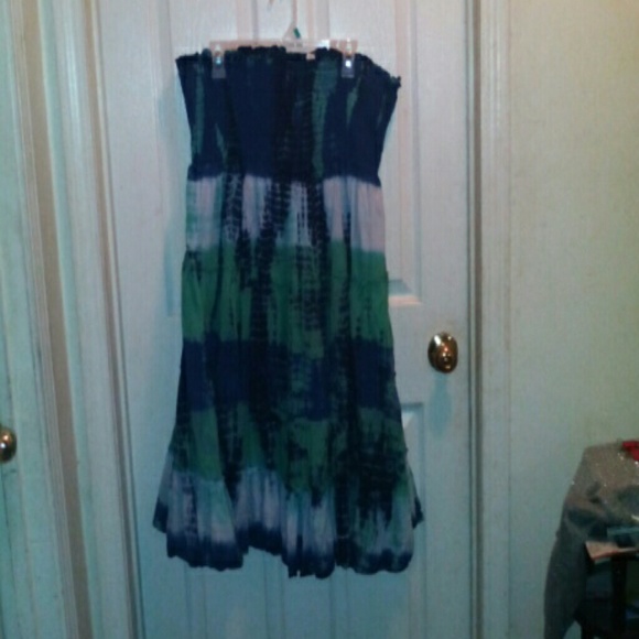 Strapless dress