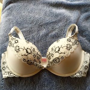 Victoria's Secret Push Up Bra