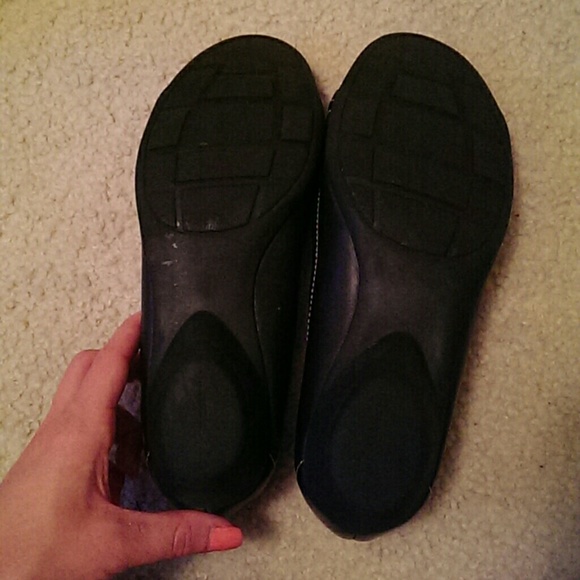 Naturalizer Flats - Picture 3 of 3