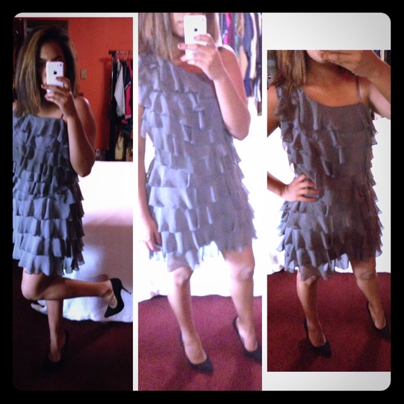 Beautiful Party dress!SizeLcolorGrey.Oneshoulder