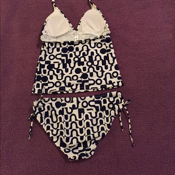 Swimsuit - Picture 4 of 4