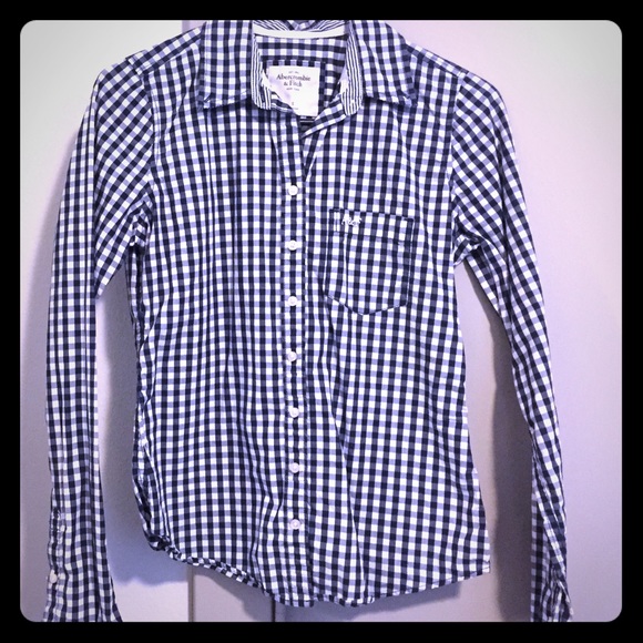 Small A&F button up