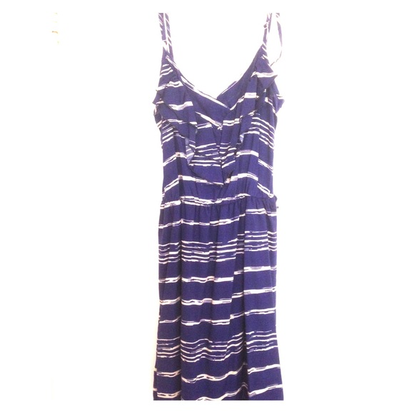 Blue with white stripes short dress.