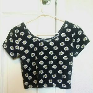 SOLD Daisy crop top!