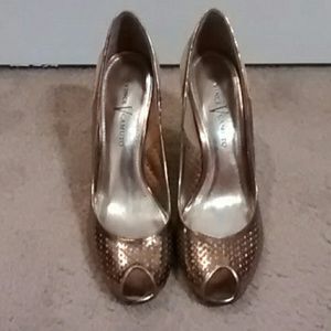 Vince Camuto Gold open toe heels