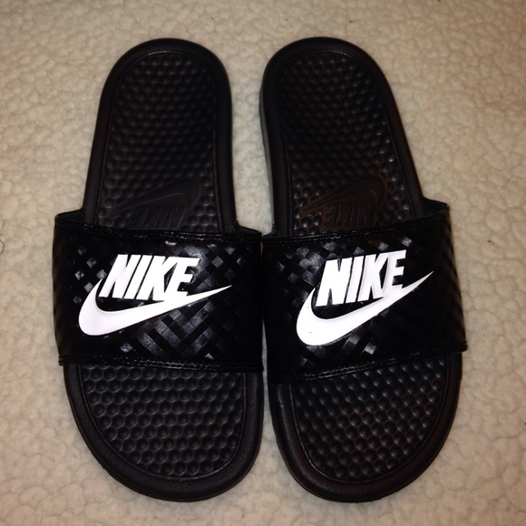 Nike slides