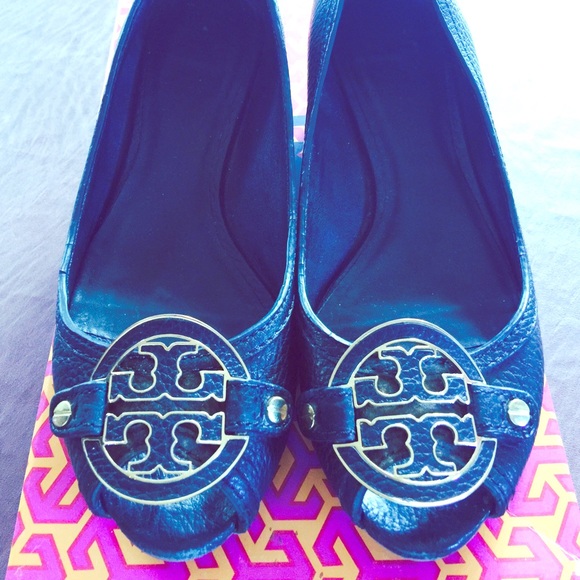 SOLD! Tory burch wedge