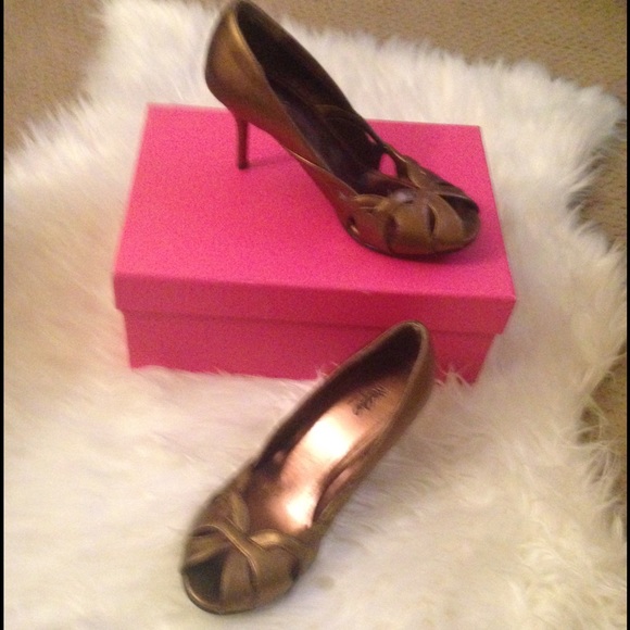 Metallic Mossimo Open-Toe Brown Pumps: 7.5