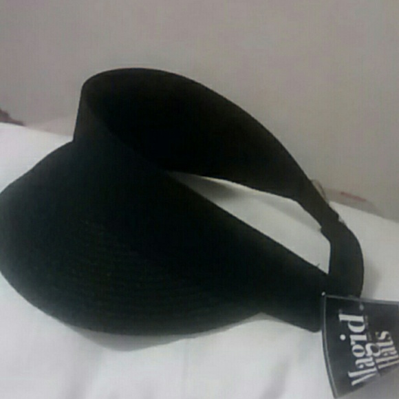 Black sun visor