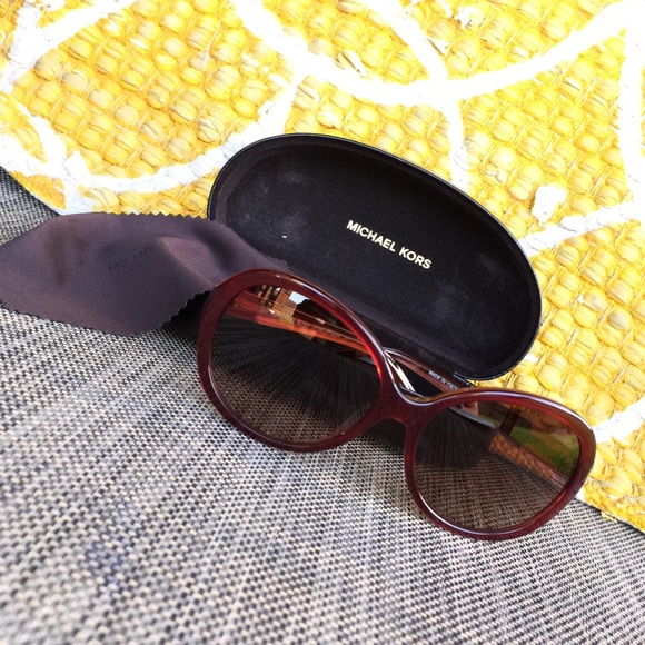 💥💥SOLD💥💥Michael Kors Jennah - Picture 2 of 4