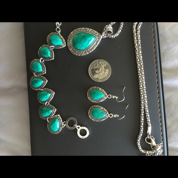 3pcs set Turquoise in silver filled antique finish - Picture 2 of 3