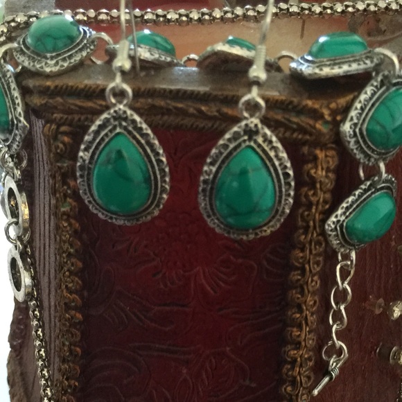 3pcs set Turquoise in silver filled antique finish - Picture 3 of 3