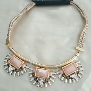 Statement necklace
