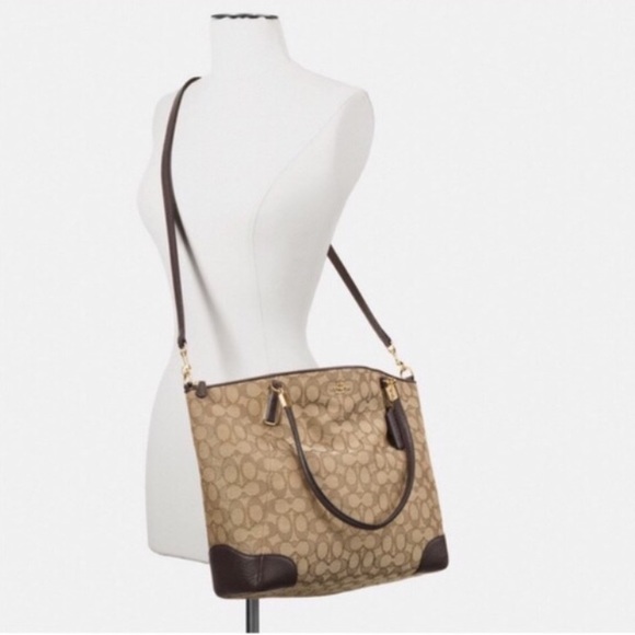 Coach carryall signature large canvass bag nwt - Picture 2 of 3