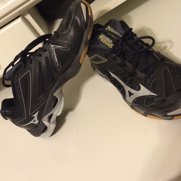 Mizuno Wave Lightening RX3 Volleyball shoes