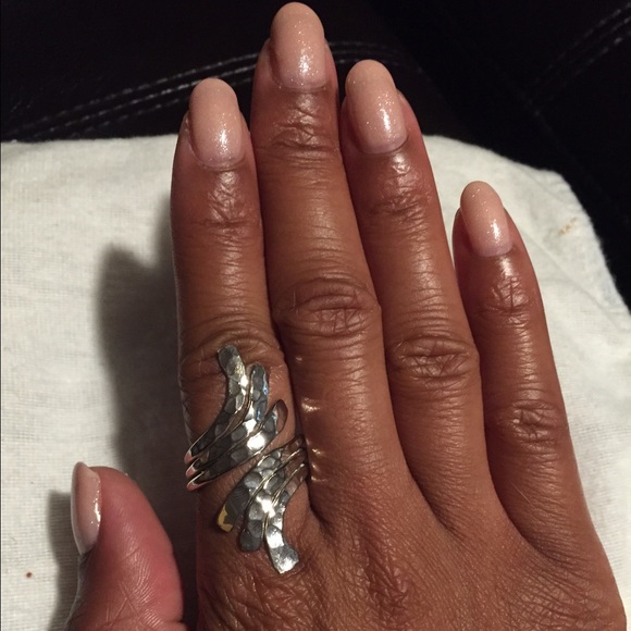 Silver Twisted Ring - Picture 4 of 4