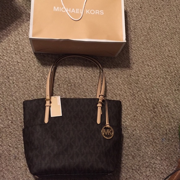 Authentic brand new mk handbag - Picture 1 of 4
