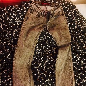 Bullhead super skinny jeans