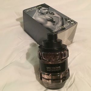 SPICEBOMB By Viktor & Rolf Cologne