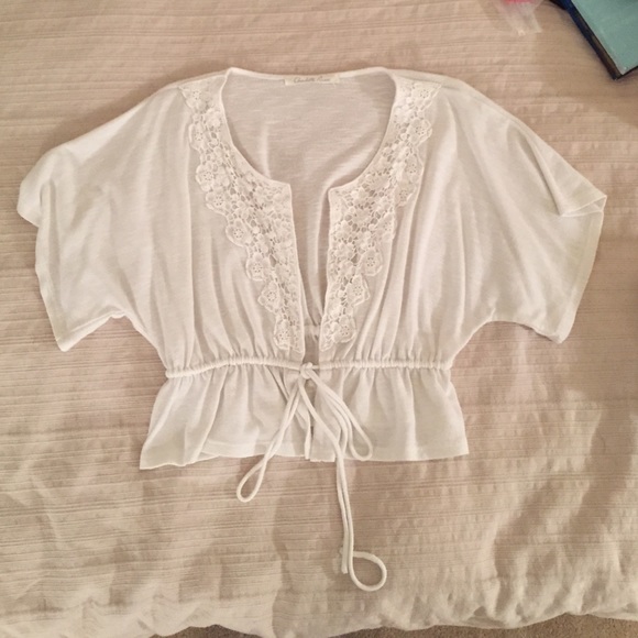 White short-sleeved top/sweater - Picture 1 of 1