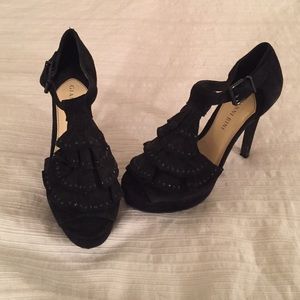 Gianni Bini black heels