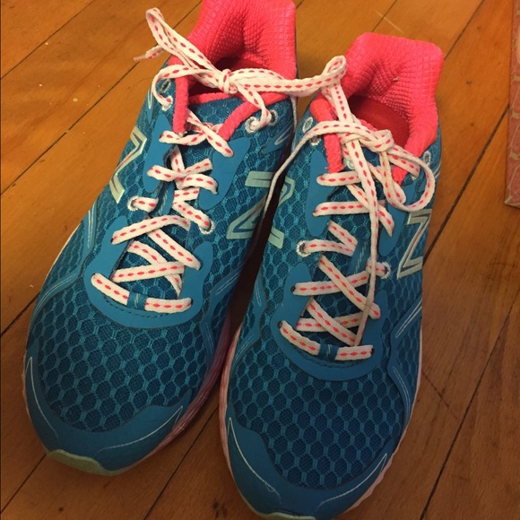 New balance running shoes