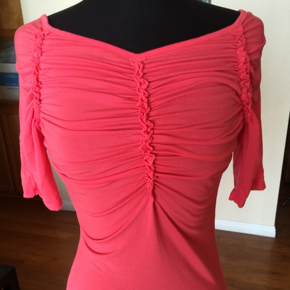 Coral knit top. Size S.