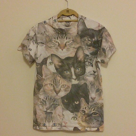 Cat boyfriend t-shirt