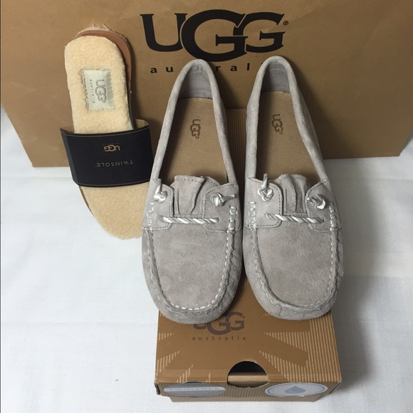 Ugg Australia SAYDE shoes sz 5.5 NIB - Picture 1 of 2