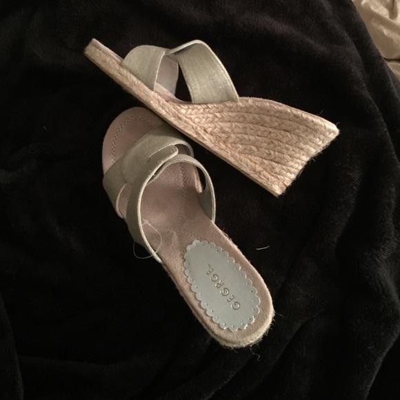 Shoes - Brand new wedge.