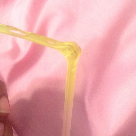 Pink & lime green bumper - Picture 2 of 2