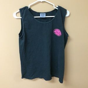 Black and pink tanktop