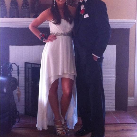 XSCAPE Strapless Evening Dress