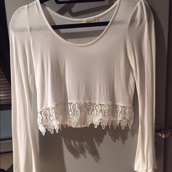 Long Sleeve Crochet Crop Top