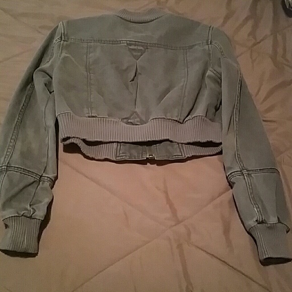 NoBo Jacket - Picture 2 of 4