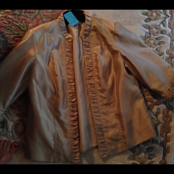 Size 14 / 16 women's dress jacket. Like new!