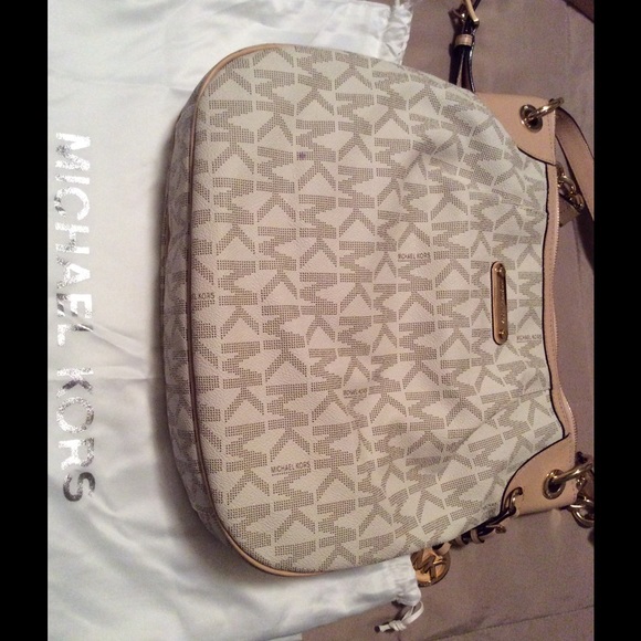 Michael Kors purse
