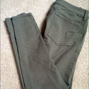 Light Brown/Olive size 6 American Eagle Jeans