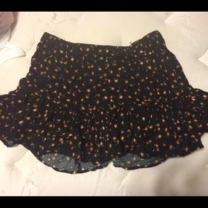 Ditsy Floral Skirt AS SEEN ON TEEN WOLF