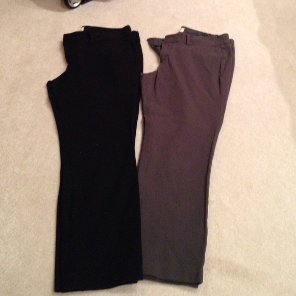 Old Navy Capri Pants Bundle of 2